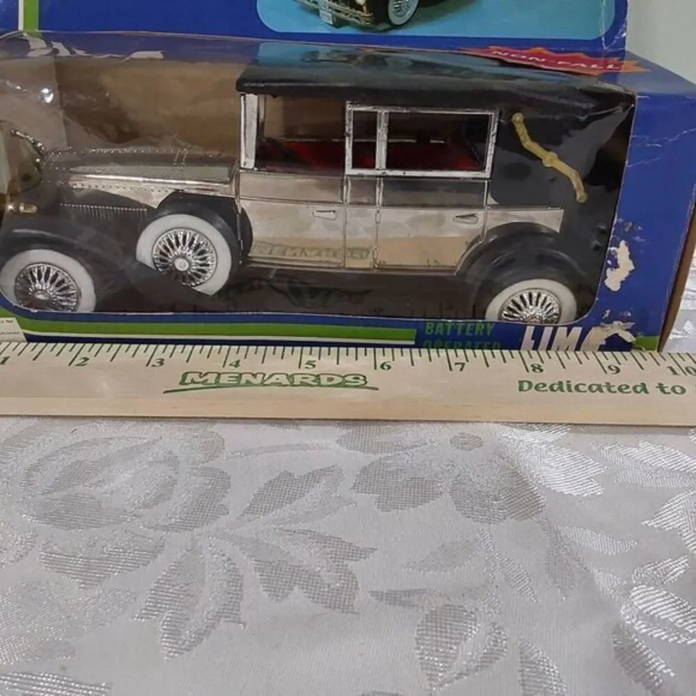 1930s LINCOLN LIMO CAR NON FALL BATTERY TOY‎ ALWAYS STORED IN BOXED